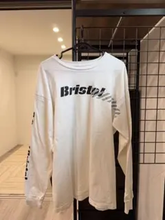 Bristol ロゴ入り クルーネックセーター 値下げ中 - メルカリ