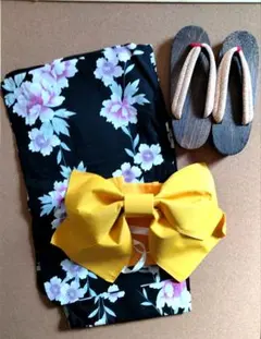 浴衣と帯、下駄のセット