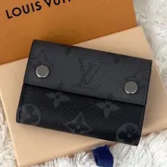 Item thumbnail for item 71fcc3a0-e2b0-42e8-83da-11f68c797ee3