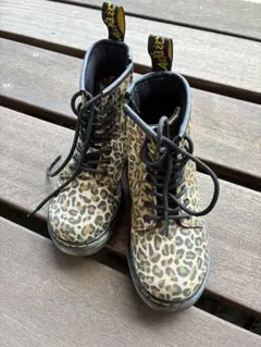 Dr.Martens キッズ ブーツ レオパード EU26 未使用のサムネイル