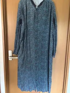 限定値引き‼️NIKO AND... 花柄長袖シャツワンピース M
