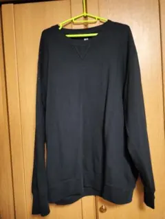 【美品】ユニクロ　黒のクルーネックトレーナー 3XL　綿100%