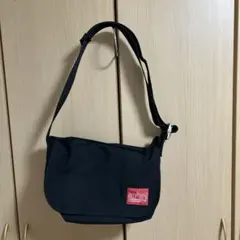 Item thumbnail for item cef5f21b-21f0-4773-ab69-13e687114bc4