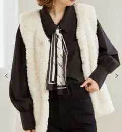 マジェスティックレゴン　スカーフリボンセットブラウス