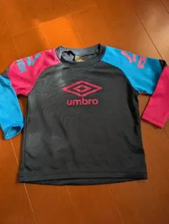umbro 長袖シャツ 110サイズ