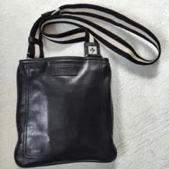 極美品　バリー　サコッシュ　レザー　トレインスポッティング　ロゴプレート　バッグ