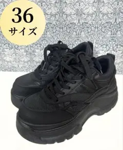 ZARA ブラック　厚底スニーカー チャンキーソール　36のサムネイル