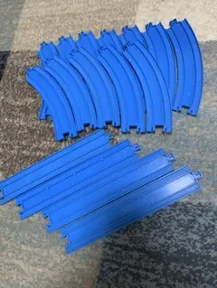 Item thumbnail for item ace28b1f-9dbc-44c4-9eae-7055a4c0d276