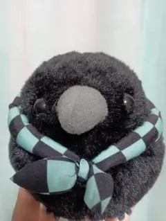 ふくふくお届けカラスぬいぐるみ かーじぃ - メルカリ