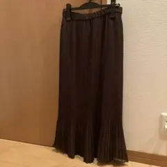 ダークブラウン プリーツ フレアスカート