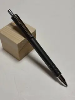 廃盤 rotring ニュートン ラバ ボールペン ブラック 美品 - メルカリ