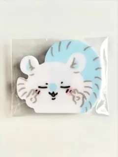 ちいかわ ピースなモモンガ アクリルバッジ