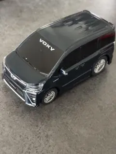 トヨタ ヴォクシー プルバックカー