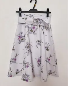 アプワイザーリッシェ　ブーケフラワースカート　新品