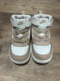 NIKE ベビー スニーカー ベージュ ホワイトのサムネイル