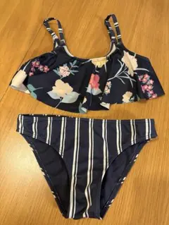 キッズ　ビキニ130センチ　ロキシー