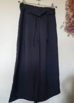 【試着のみ・美品】グリンレーベルリラクシング　ネイビー タックワイドパンツ 36