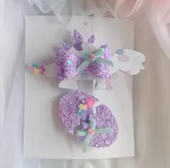 *ハンドメイド* こどもヘアクリップ(102) 恐竜とたまご　パープル