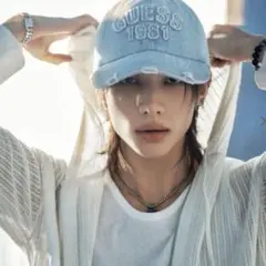 ヒョンジン着用　GUESS 韓国　ポップアップ　帽子　デニムキャップ　新品 ヒョンジン着用 GUESS 韓国 ポップアップ 帽子 デニムキャップ 新品