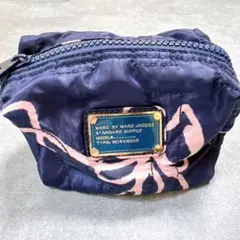 Item thumbnail for item 0986387b-ad1e-4277-bf96-e401572b8ba8