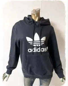 ☘️T17368☘️adidas originals フード パーカー Lのサムネイル