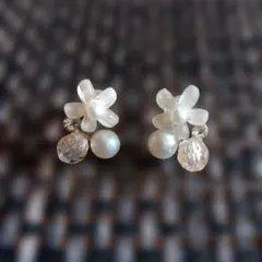 花の形状 パール クリスタル ピアス