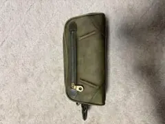 オリーブグリーン レザー クラッチバッグ