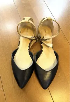 ロートレアモン　レザー ポインテッドトゥパンプス 23.5cmのサムネイル