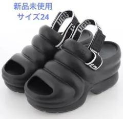UGG アグ アー イヤー　Aww Yeah　24cm 黒　ちゃんみな着用 アグ®が脚長効果のある新作サンダルを発売 ヴィジュアルにちゃん