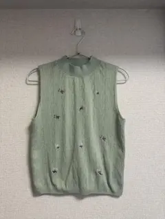 ZARAノースリーブニットモックネック