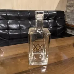 ピーロート・ジャパン　パフュームボトル ゲヴュルツトラミネール　空き瓶