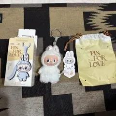 PIN FOR LOVE ぬいぐるみ・マスコット　ラブブ「H」