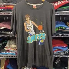 USA古着 オマージュ NBA Rick Smits プリント Tシャツのサムネイル