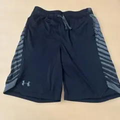Under Armour ハーフパンツ YXL 黒 ストライプ