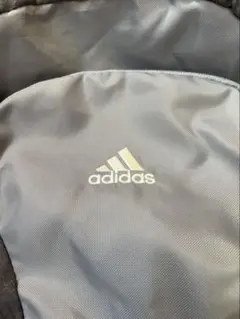 アディダス　adidas リュック　バック　シルバー　グレー