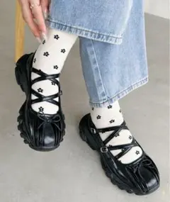 Item thumbnail for item e716ff89-1042-435c-b475-b6fc8cd87dc2