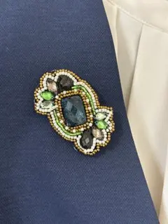 卒業式入学式にも　ビーズブローチで高見え