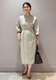 Demi-Luxe オリーブ色 長袖ワンピースのサムネイル