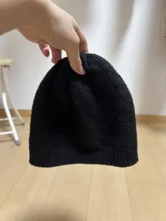 黒いウールニット帽