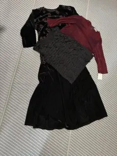 トップス3枚とロングスカート
