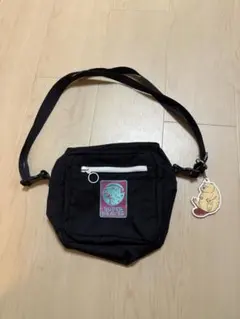 SUPER BEAVER ブラックショルダーバッグ