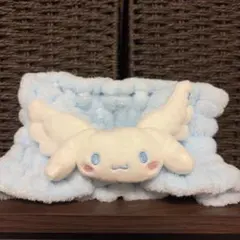 シナモンロール　ヘアバンド　羽付