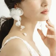 【BRIDE ME】ブライダル ピアス