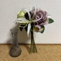 east side tokyo 　造花　花瓶付き