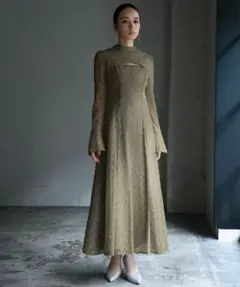 美品 ANDRESD アンドレスド バックオープンジオメトリック М 結婚式