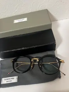 2026年最新】thom browne tb－011の人気アイテム - メルカリ