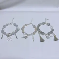 【16:新品未使用】シルバーチャームと多色ガラスビーズブレスレット！３点セット