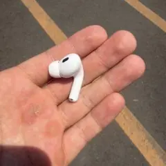 Apple AirPods Pro 本体 片耳のみのサムネイル