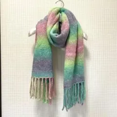 フリンジのグラデーションストール　パステルレインボー