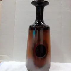 装飾的なブラウンと黒の花瓶 《未使用品》